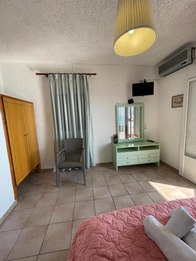 Yannis Apartments 바바티 외부 사진